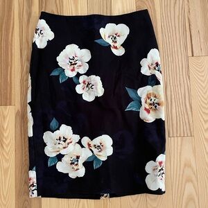 Lord & Taylor Floral Pencil Skirt